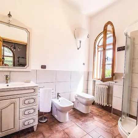 Apartment Delle Rose Montecchio Tenaglie